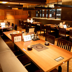 但馬屋PREMIUM 京都八条口店の雰囲気1